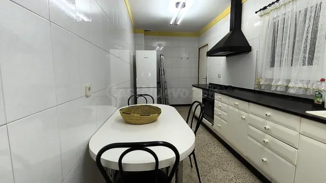 ¡AMPLITUD, LUZ Y 4 habitaciones EN GRANOLLERS! - foto 2