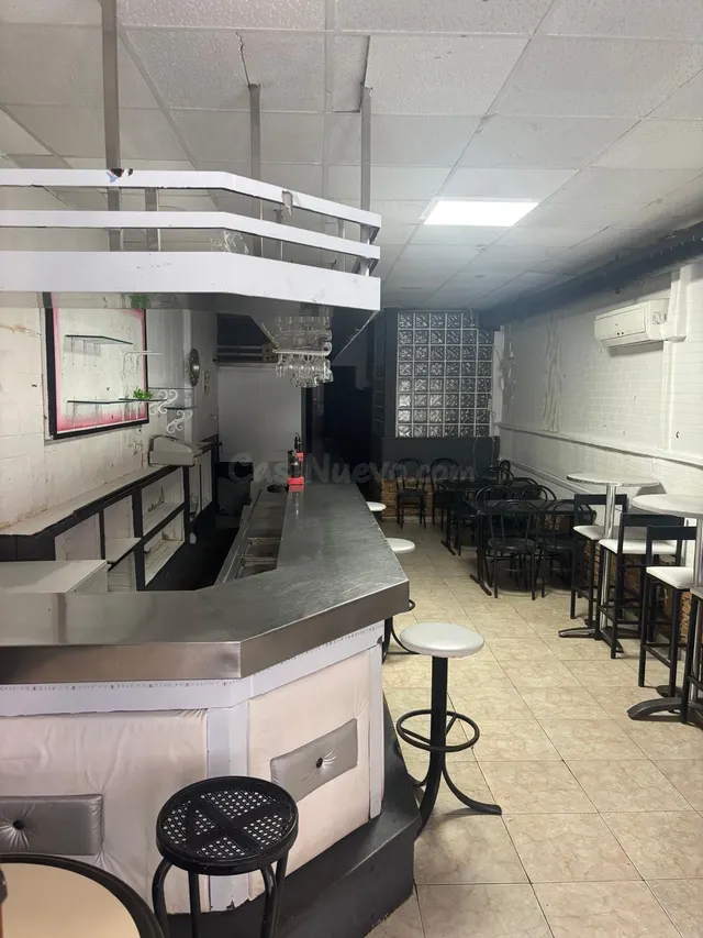 ¡OPORTUNIDAD! Se vende local comercial de 50 m2 cerca del Ho - foto 5
