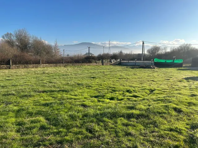 Encantadora Casa con Terreno en Cubillos del Sil — 28