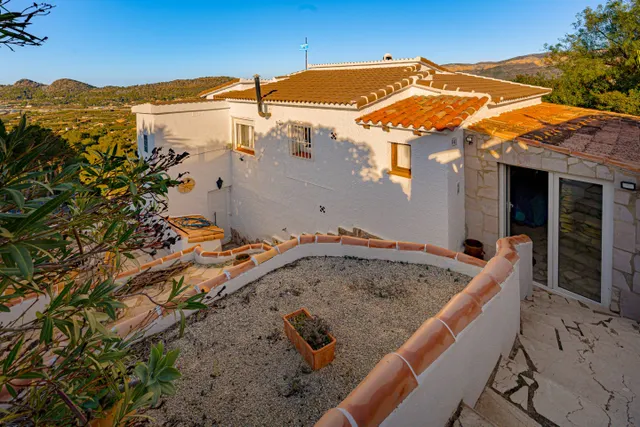 Casa para renovar con vistas despejadas en venta en Pedreguer — 33