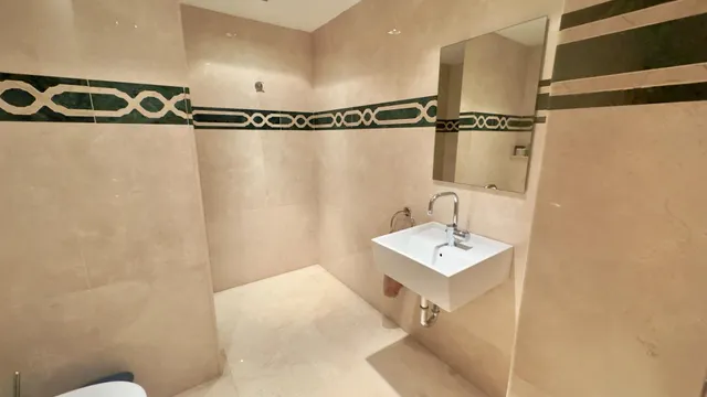 Local comercial 241m² en venta - Vistahermosa — 14