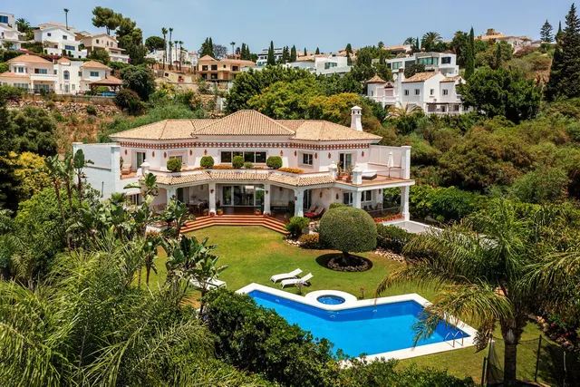 Chalet 6 habitaciones 733m² en venta - Costa del Sol - foto 3