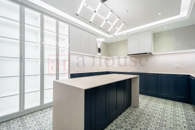 Espectacular piso reformado de 200m2 en la dreta de l´eixample — 9
