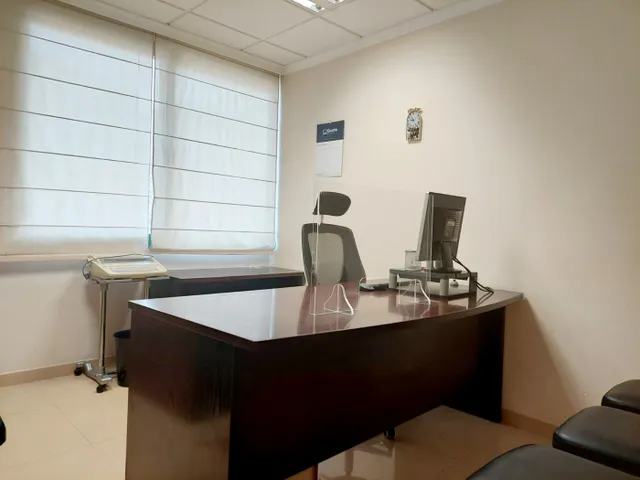 OFICINA -AV. LA RÀPITA- — 20