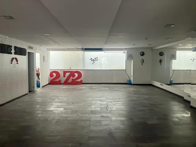 Local comercial de 120 m2 en el centro de Arenys de Mar — 20