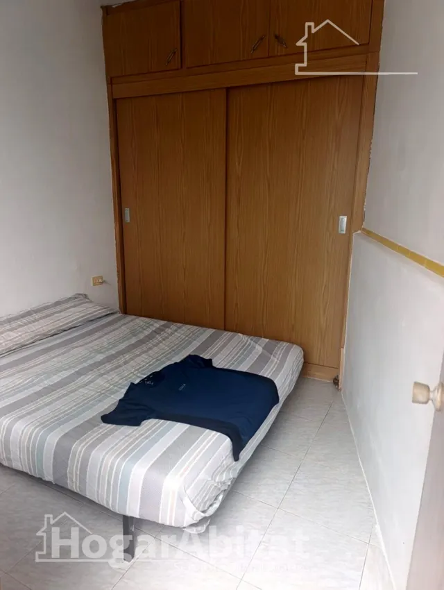ACOGEDORA CASA CON 4 DORMITORIOS Y VISTAS AL CASTILLO — 11