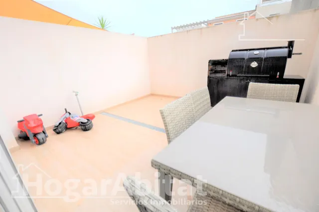 Precioso adosado, impecable y totalmente reformado con dos terrazas y garaje — 12