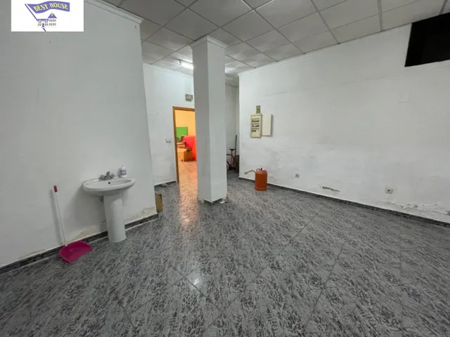 LOCAL COMERCIAL EN FERIA — 2