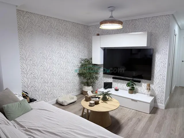 Piso recién renovado con garaje y trastero en Ibi - foto 5