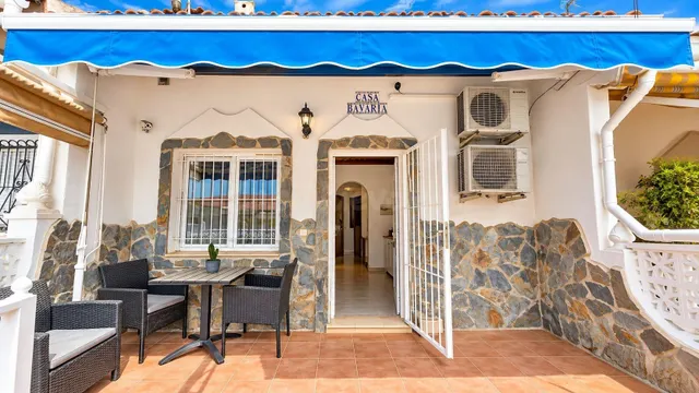 Hogar acogedor con parcela privada — La Florida