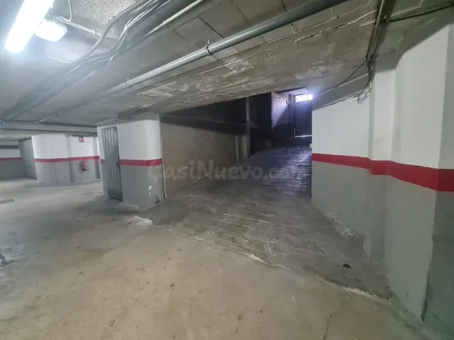 ¡Tu plaza de parking ideal te espera en Camí Reial, El Vendr - foto 5