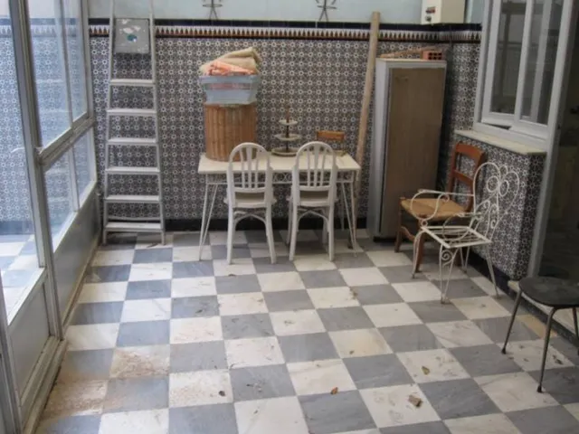 CASERON CENTRICO — 10
