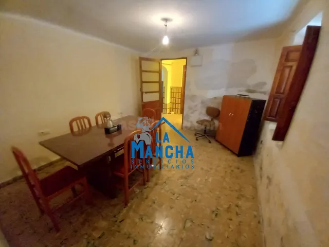 *110.000€* INMOBILIARIA LA MANCHA VENDE CASA PARA REFORMAR E - foto 4