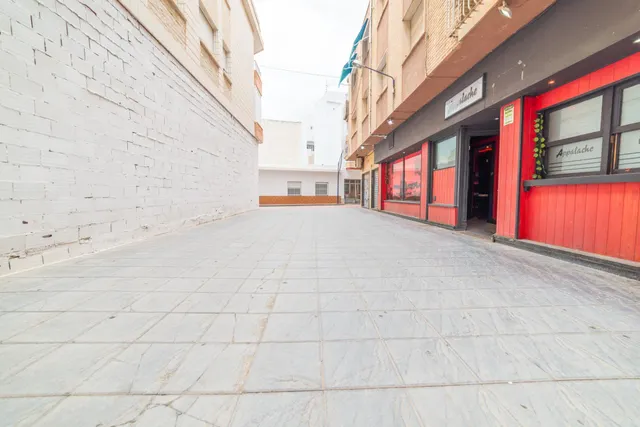 Local comercial 124m² en venta - Centro — 14
