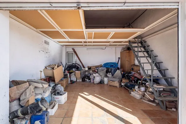 CASA CON NEGOCIO EN ALHENDIN — 28