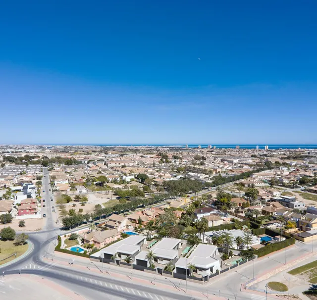 Villa de una planta con 3 dormitorios y piscina privada en San Javier — 25