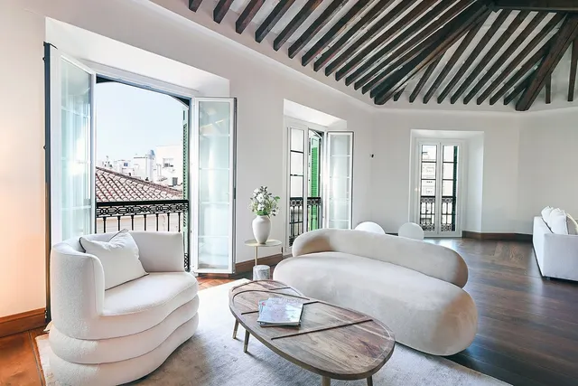 Ático 4 habitaciones 260m² en venta - Jarazmín