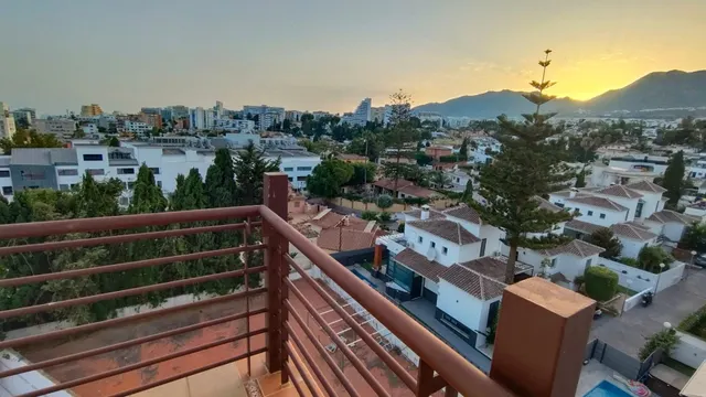 Ático dúplex con vistas panorámicas en benamádena — 29