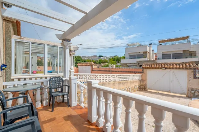 CASA DE 3 DORMITORIOS 2 BAÑOS EN SAN MIGUEL DE SALINAS ( ALICANTE ) — 27
