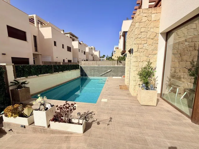 Casa 3 habitaciones 156m² en venta - Centro de la Ciudad Quesada — 10