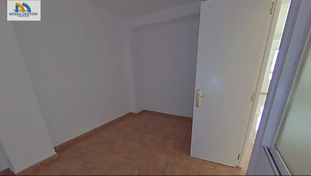 MAGNIFICA OPORTUNIDAD!!! - AMPLIO PISO OCUPADO- AYORA — 21