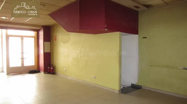 Local comercial de 40m2 en el centro de Carballo - foto 5