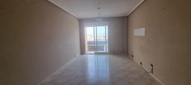 Amplio Piso en el Corazón de Torre-Pacheco con Plaza de Garaje y Trastero — 2