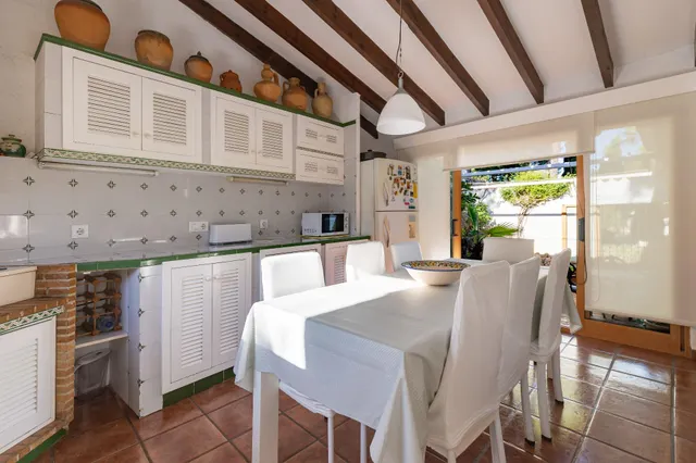 Fantastica Villa mediterránea con vistas panorámicas al mar en Las Rotas — 23