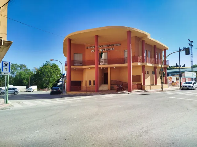 Casa adosada reformada en el centro de Mancha Real — 32
