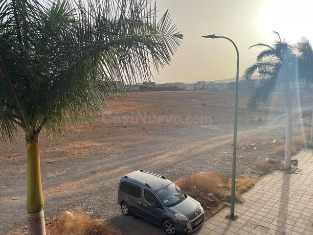 PISO EN VECINDARIO — 3