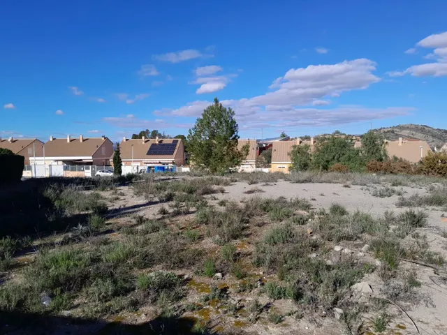 TERRENO URBANO A LA VENTA EN BENAGUACIL — 6