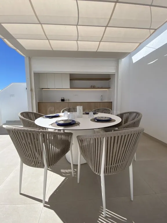 Chalet en Venta en Pilar De La Horadada, Costa Blanca - foto 2