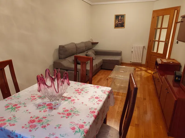 Oportunidad, alquiler de apartamento con plaza de garaje en el centro de Ponferrada — 6