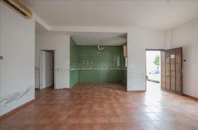 Venta de Piso (tapiado) en planta baja, Burguillos - Sevilla — 2