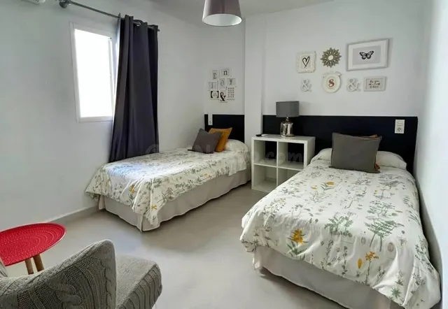 Hostal 17 habitaciones 600m² en venta - Marbella — 4