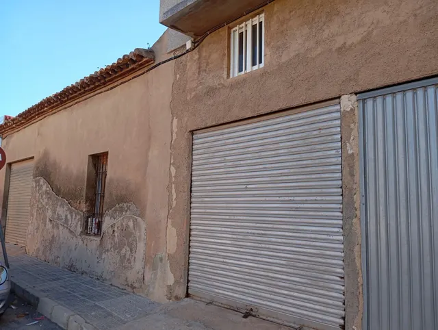 Oportunidad en el centro de El Algar (Cartagena): cochera con altillo — 8