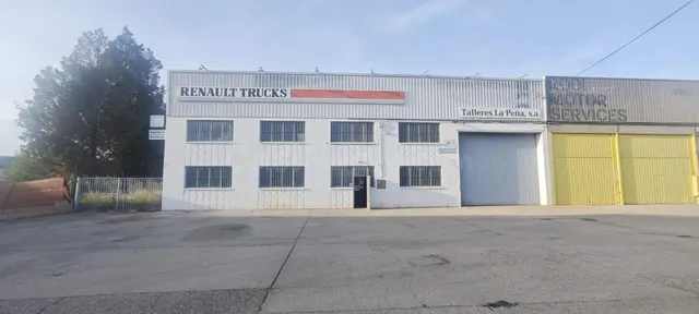 Nave industrial 1000m² en venta - Estación - San Antonio
