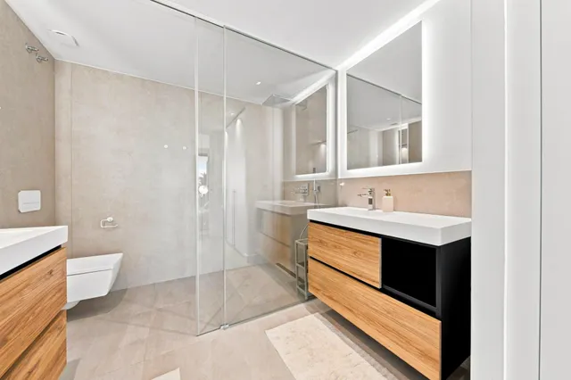 APARTAMENTO DE LUJO CON VISTAS PANORÁMICAS AL MAR EN CARAT I – CARVAJAL, FUENGIROLA — 9