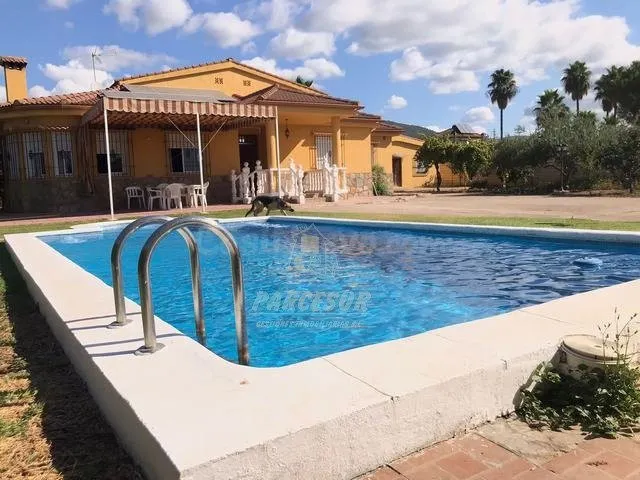 MAGNIFICA CASA A LA FALDA DE LA SIERRA // NO HIPOTECABLE // - foto 4