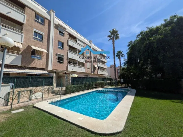 Amplio apartamento con gran terraza y piscina en Alfaz del Pi — 21