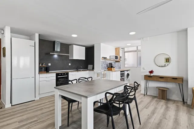 Piso 4 habitaciones 170m² en venta - Juan Carlos I — 7