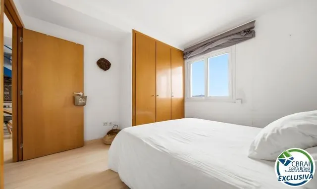 Ático de 61 m2, con 60 m2 de terraza-solarium, LICENCIA TURISTICA. — 20