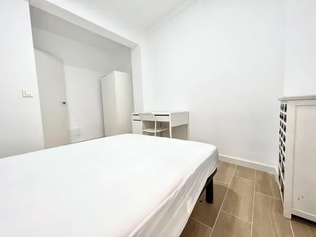 PISO REFORMADO EN EL CENTRO, CUATRO CALLES — 8