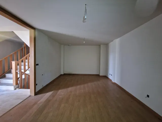 Chalet en Venta en Vilaboa — 28