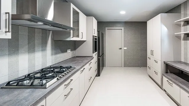 Chalet 5 habitaciones 420m² en venta - Marbella — 41