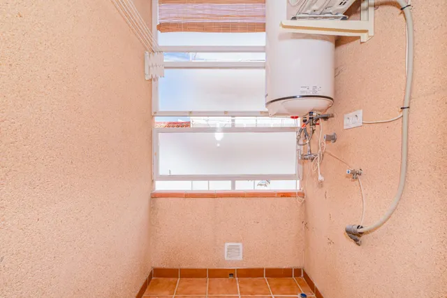 PISO CON GARAJE JUNTO PARADA METRO — 19