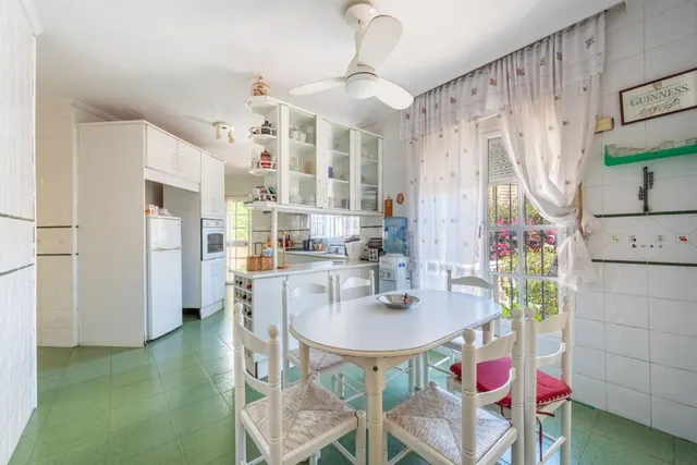 Chalet 8 habitaciones 430m² en venta - Marbella — 3