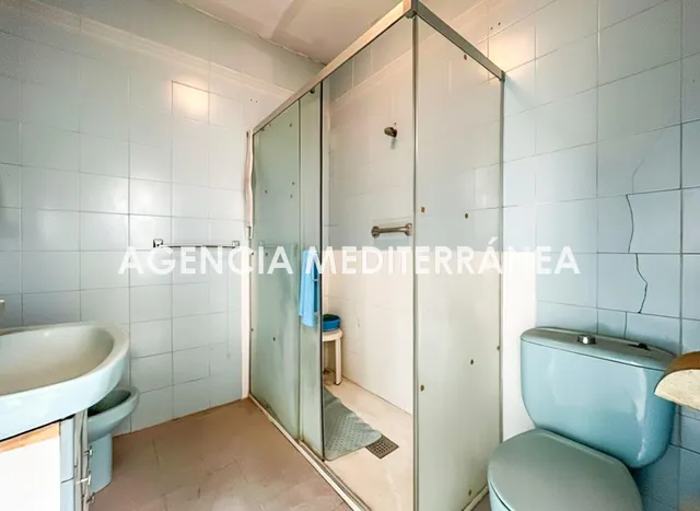CASA DE DOS PLANTAS A LA VENTA EN ALCÀSSER — 12