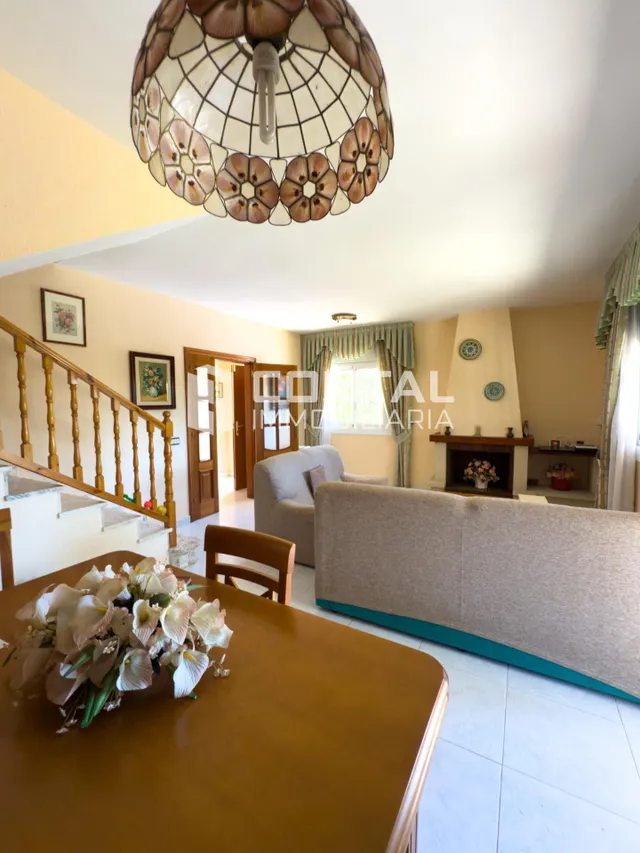 CASA EN VENTA CUBELLES — 10