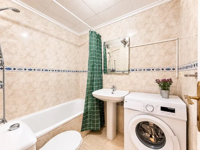 Estudio con zona de dormitorio extra y piscina - foto 3